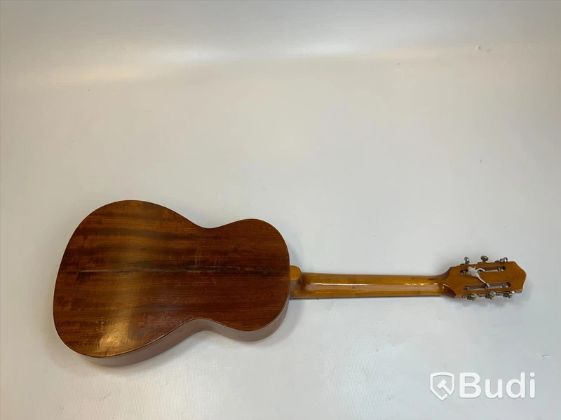Gerdin nylon strängad gitarr inkl giggbag